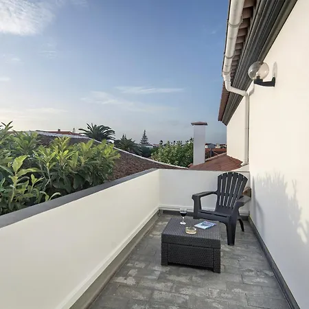 Bettencourt 2 Apartment