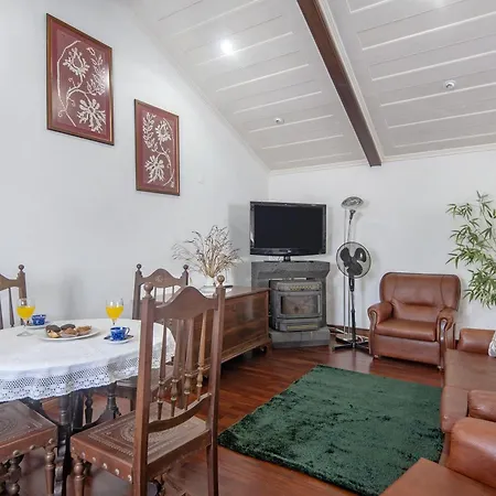 Bettencourt 2 Apartment Santa Cruz da Graciosa
