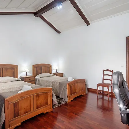 Bettencourt 2 * Santa Cruz da Graciosa