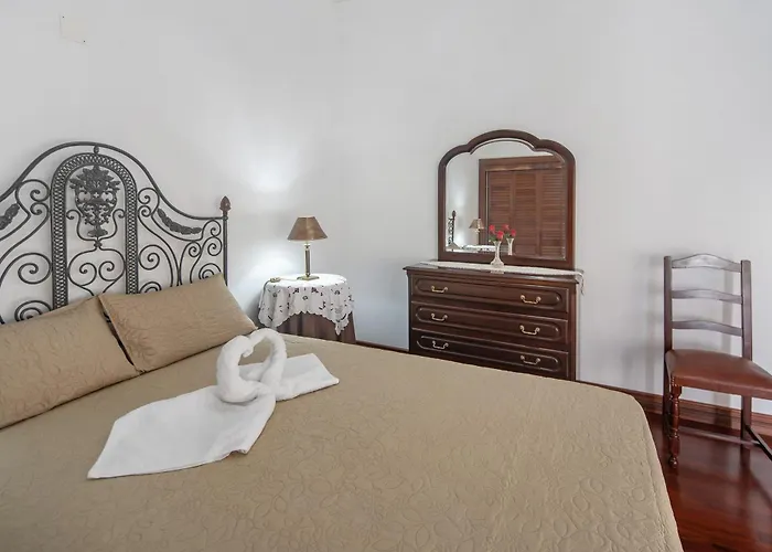 Bettencourt 2 * Santa Cruz da Graciosa